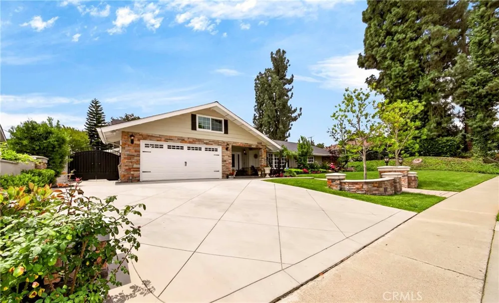 1448 W Domingo Road Fullerton, CA 92833