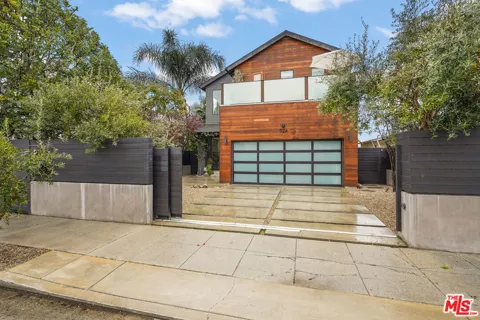 924 Vernon Avenue