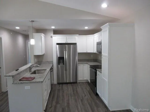 891 WATERCRESS LANE Fenton City, MI 48430