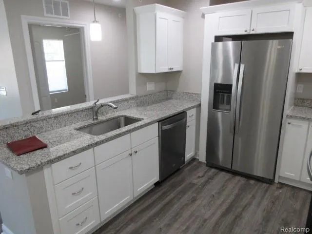 891 WATERCRESS LANE Fenton City, MI 48430