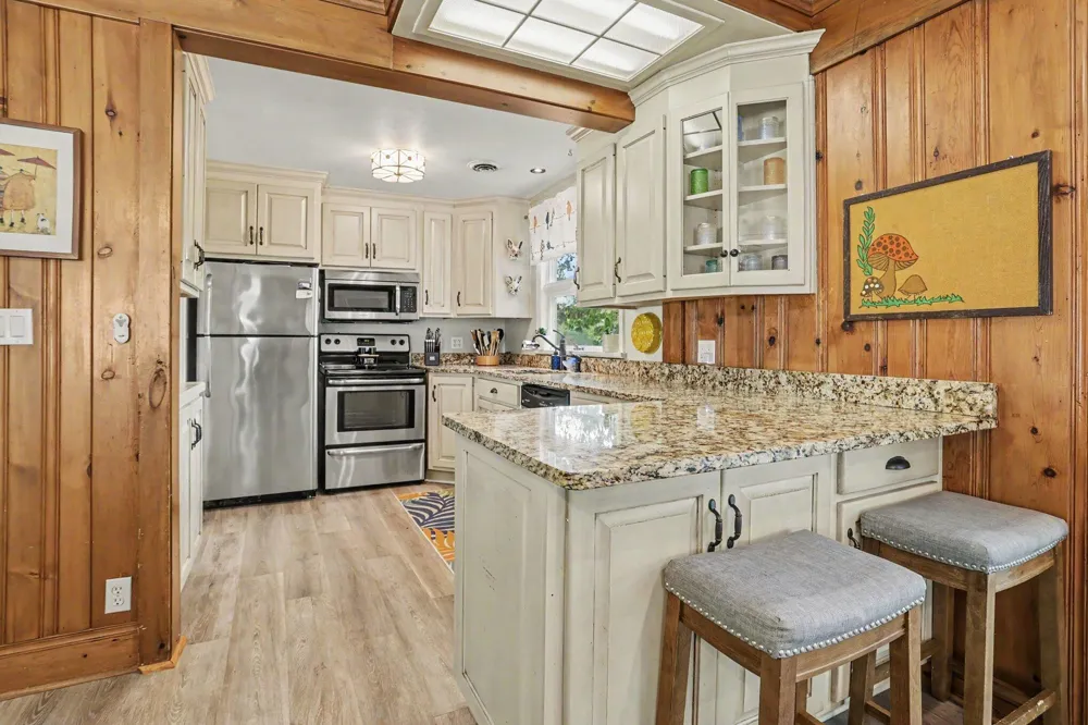 11628 S Lake Chapin Road Berrien Township, MI 49103