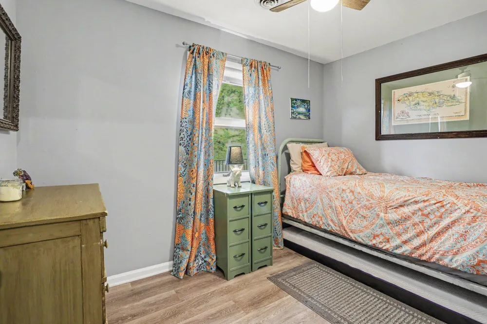11628 S Lake Chapin Road Berrien Township, MI 49103