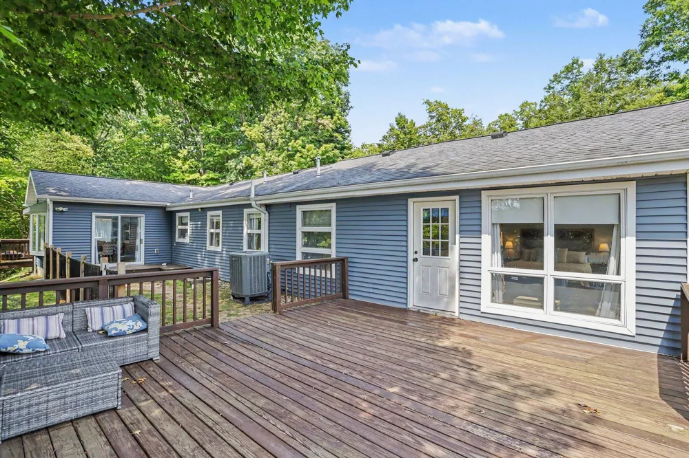 11628 S Lake Chapin Road Berrien Township, MI 49103
