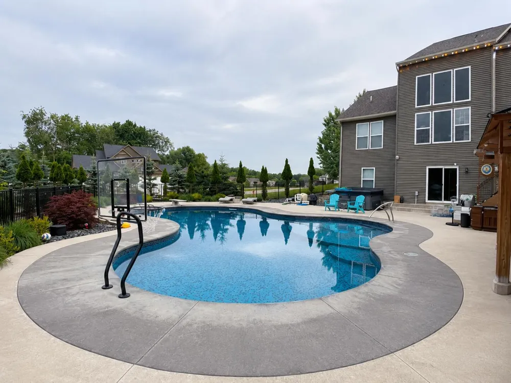 8911 Hopewell Drive NE Algoma Township, MI 49341