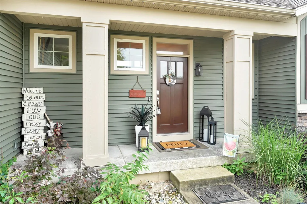 8911 Hopewell Drive NE Algoma Township, MI 49341