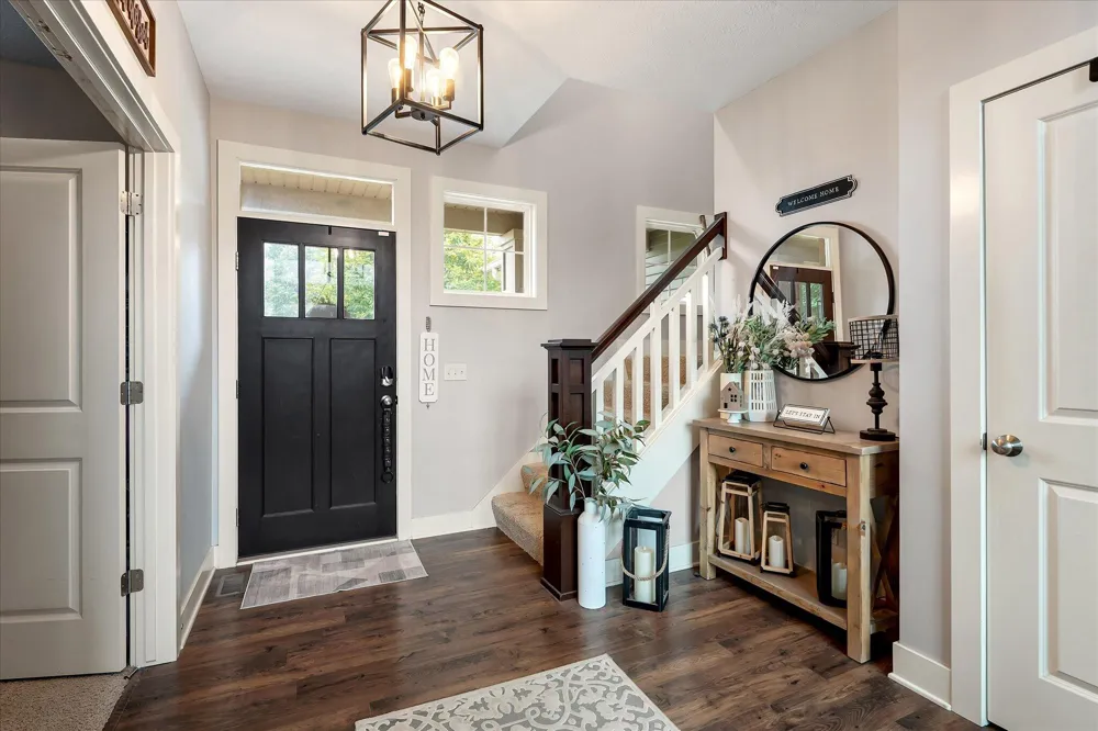 8911 Hopewell Drive NE Algoma Township, MI 49341