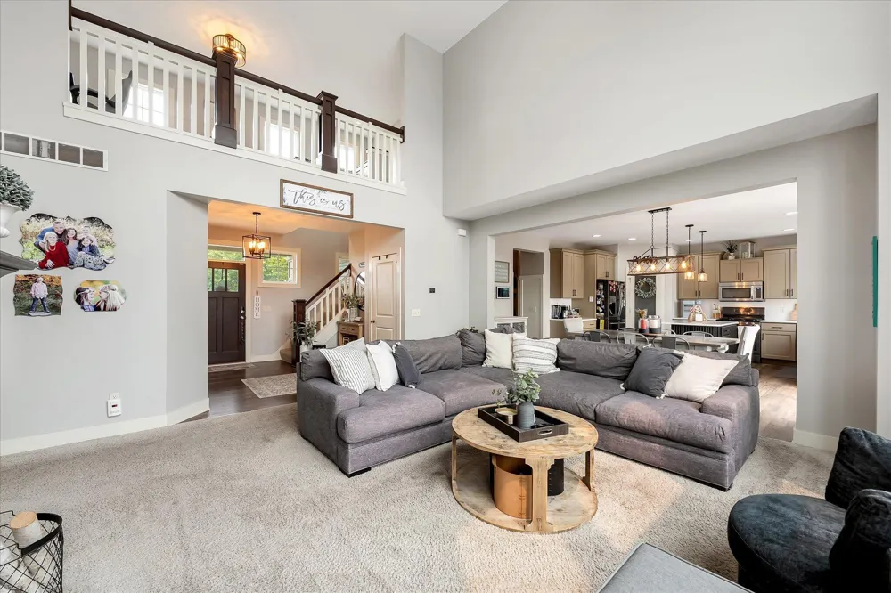 8911 Hopewell Drive NE Algoma Township, MI 49341