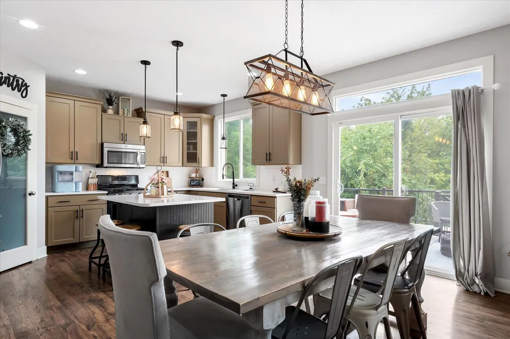 8911 Hopewell Drive NE Algoma Township, MI 49341