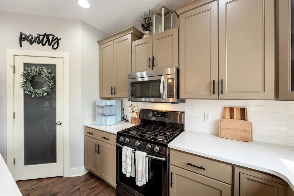 8911 Hopewell Drive NE Algoma Township, MI 49341