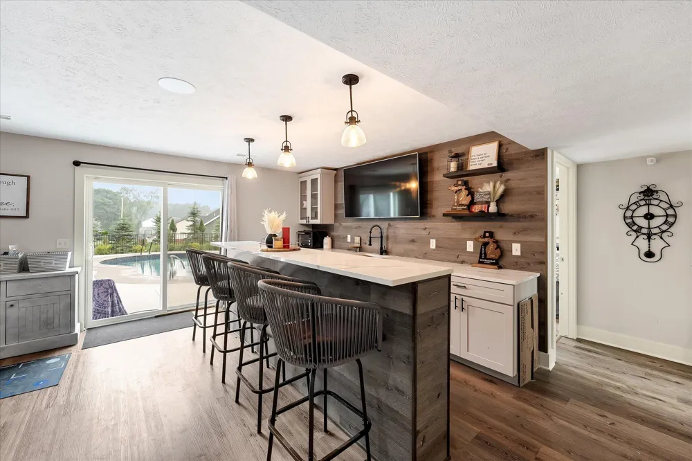 8911 Hopewell Drive NE Algoma Township, MI 49341
