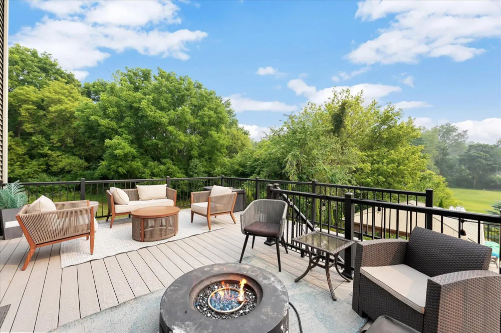8911 Hopewell Drive NE Algoma Township, MI 49341