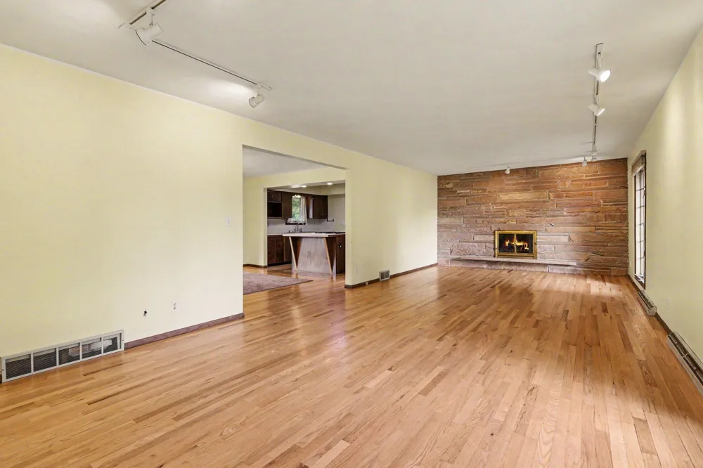 2436 Fountain Lane Lincoln Charter Township, MI 49127