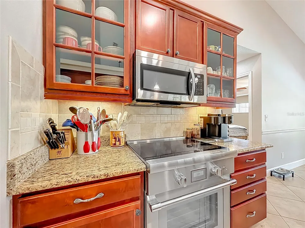 3245 NW 137TH PLACE Reddick, FL 32686