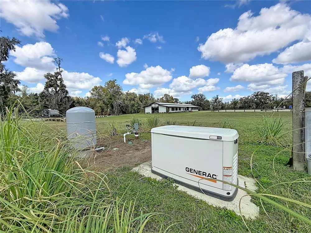 3245 NW 137TH PLACE Reddick, FL 32686