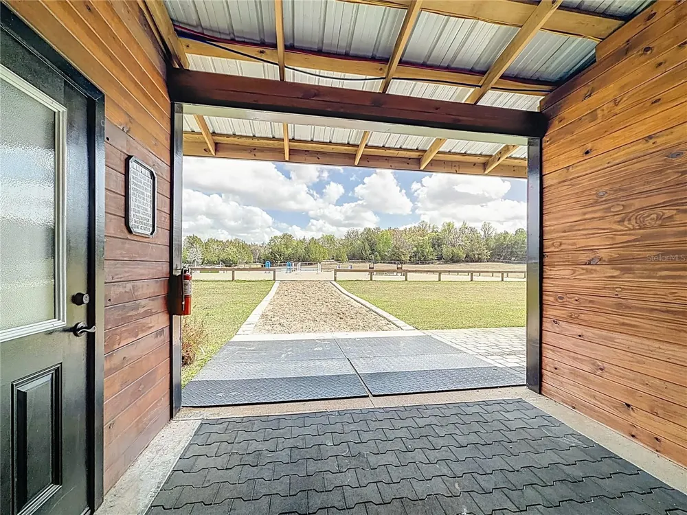 3245 NW 137TH PLACE Reddick, FL 32686