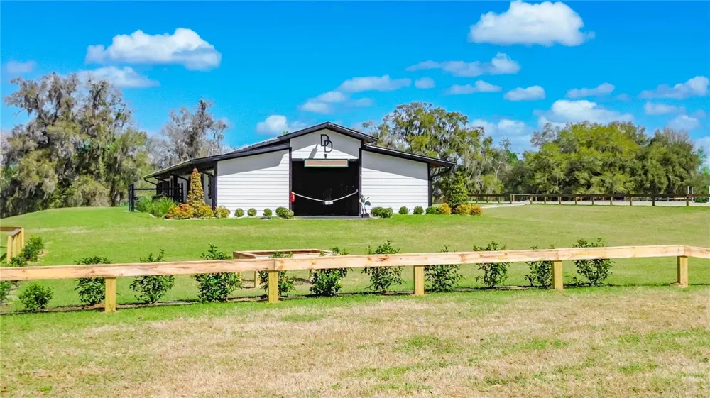 3245 NW 137TH PLACE Reddick, FL 32686