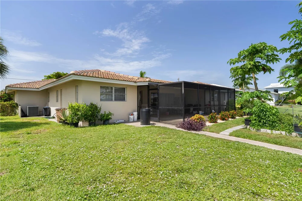 2208 CASSINO COURT Punta Gorda, FL 33950