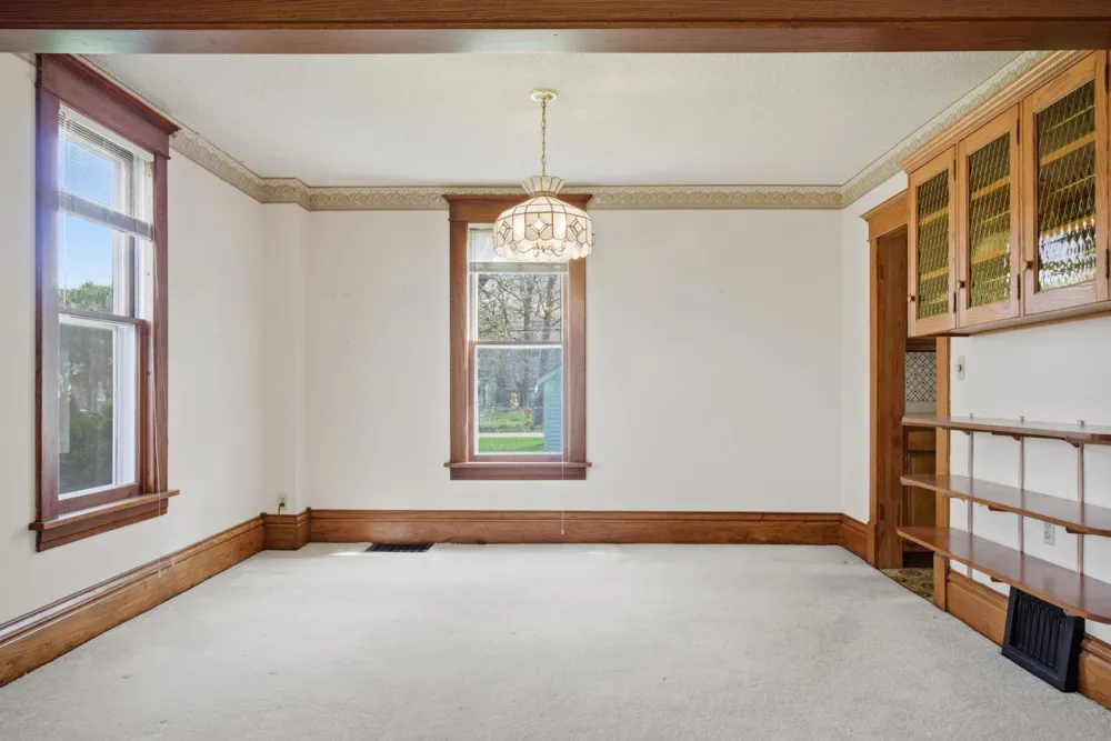 827 7th Avenue SW Faribault, MN 55021
