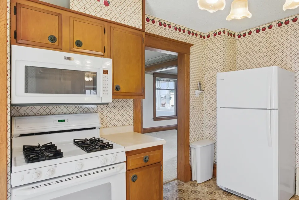 827 7th Avenue SW Faribault, MN 55021