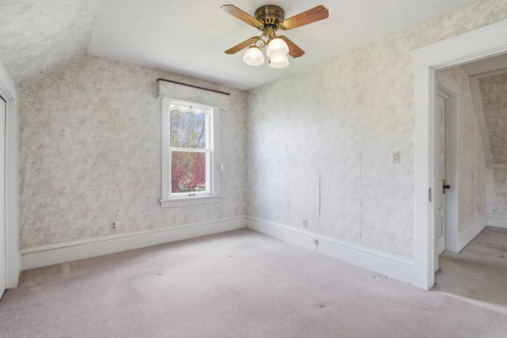 827 7th Avenue SW Faribault, MN 55021