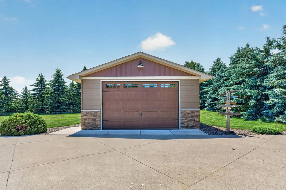 22617 Washington Court NE East Bethel, MN 55011