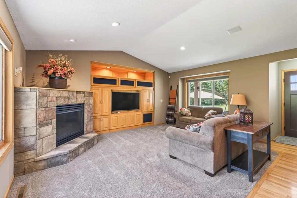 22617 Washington Court NE East Bethel, MN 55011