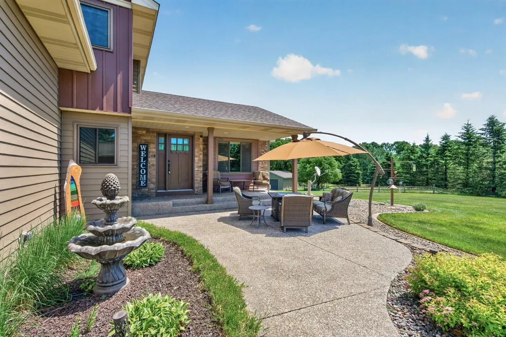 22617 Washington Court NE East Bethel, MN 55011