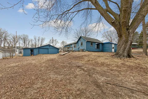 101 State Highway 60 E