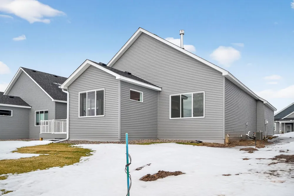 9057 Orchard Circle Monticello, MN 55362
