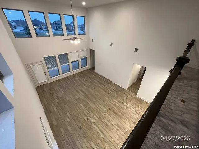 1904 Edgecreek Seguin, TX 78155