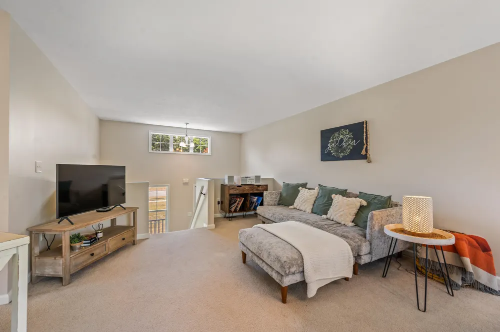 2103 Winston View Drive Cedar Springs, MI 49319