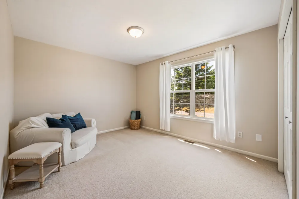 2103 Winston View Drive Cedar Springs, MI 49319