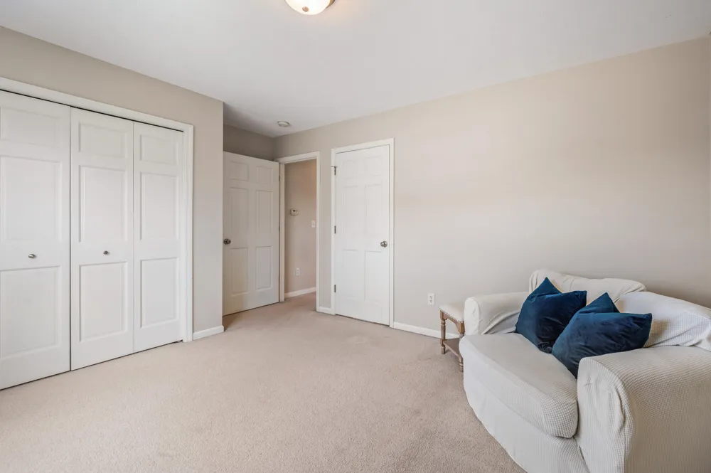2103 Winston View Drive Cedar Springs, MI 49319