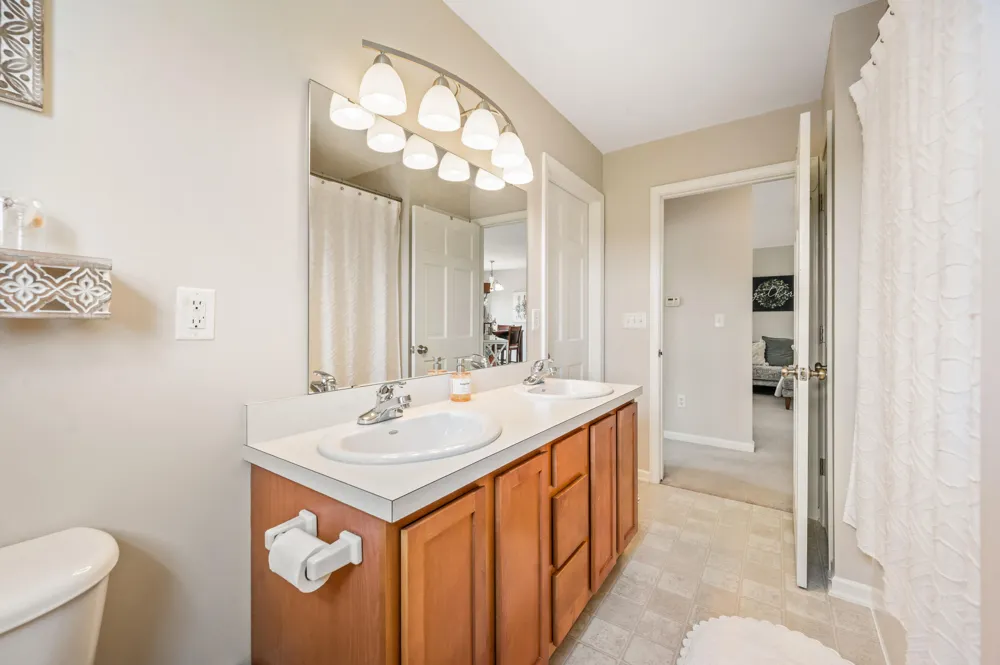 2103 Winston View Drive Cedar Springs, MI 49319