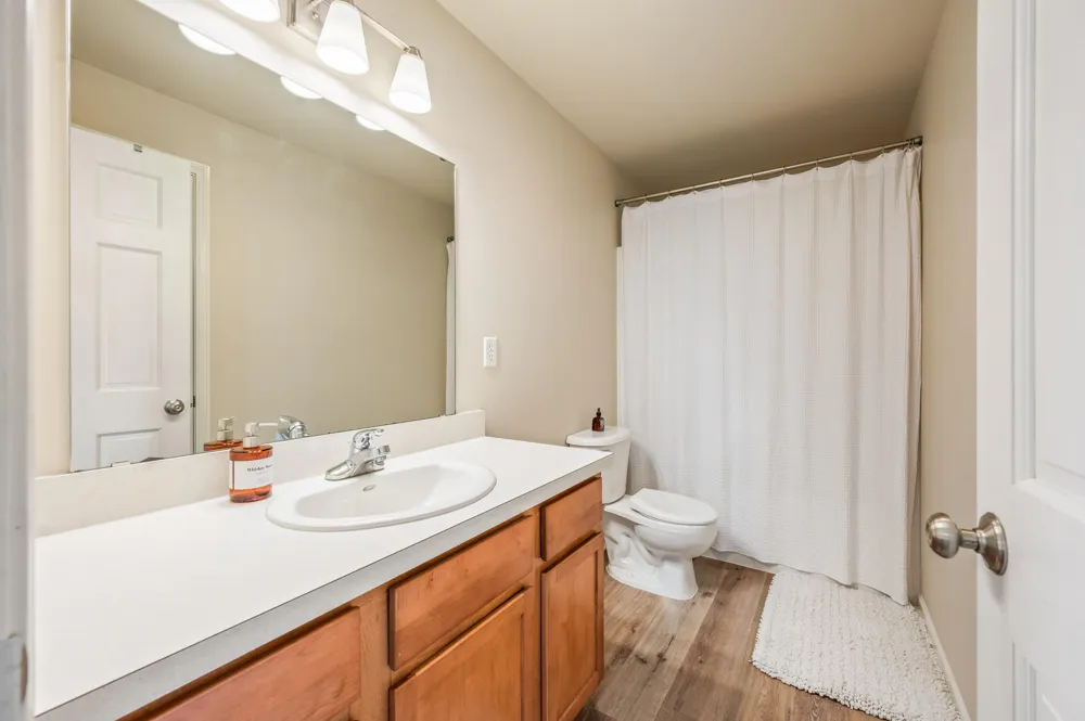 2103 Winston View Drive Cedar Springs, MI 49319