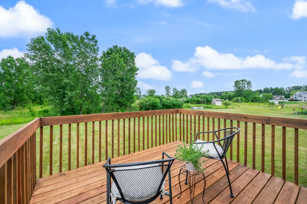 2103 Winston View Drive Cedar Springs, MI 49319