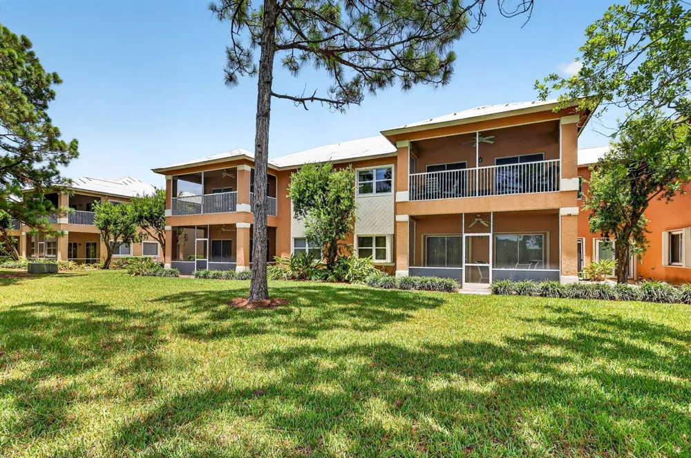 8326 Mulligan Circle #2123 Port St. Lucie, FL 34986