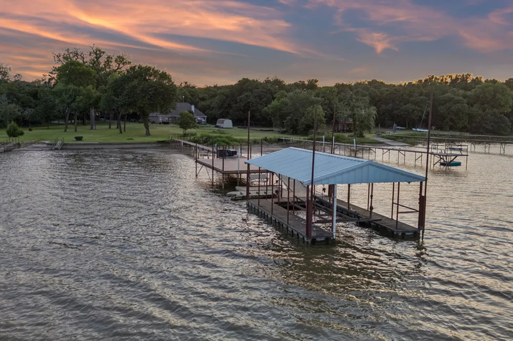 9 Eagle Point #A Azle, TX 76020