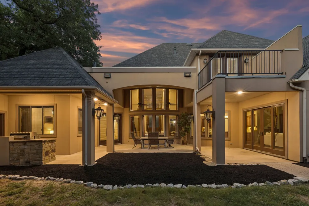 9 Eagle Point #A Azle, TX 76020