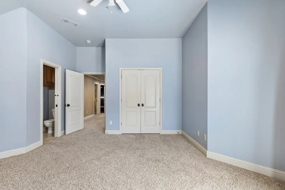 9 Eagle Point #A Azle, TX 76020