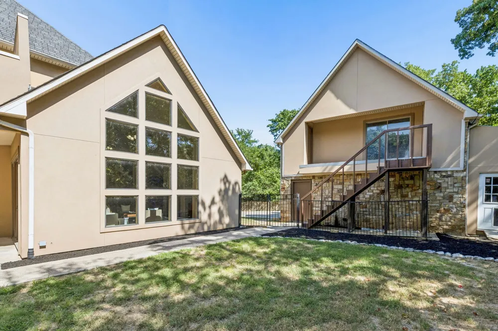 9 Eagle Point #A Azle, TX 76020