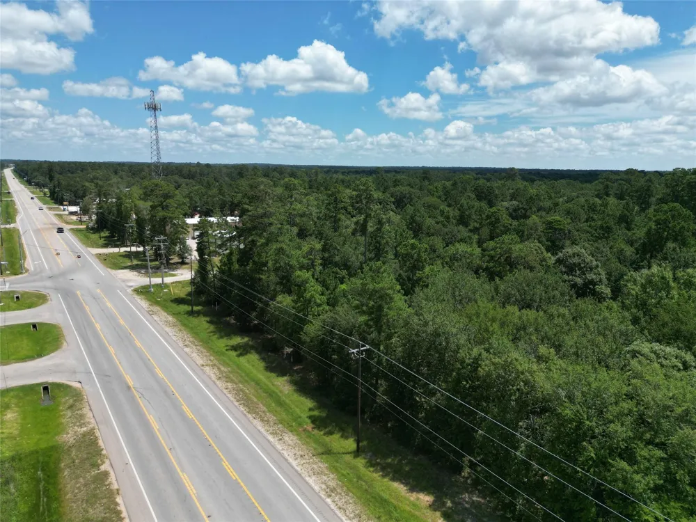 21145 Fm 1774 Plantersville, TX 77363