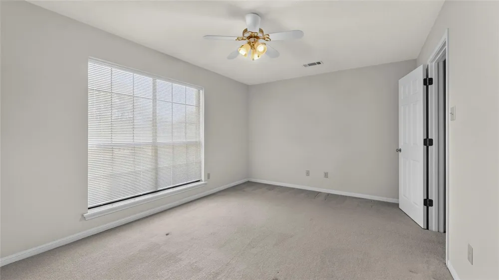 2011 Wickersham Drive Huntsville, TX 77340