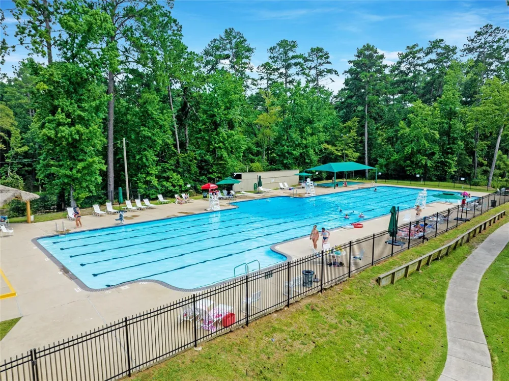 2011 Wickersham Drive Huntsville, TX 77340