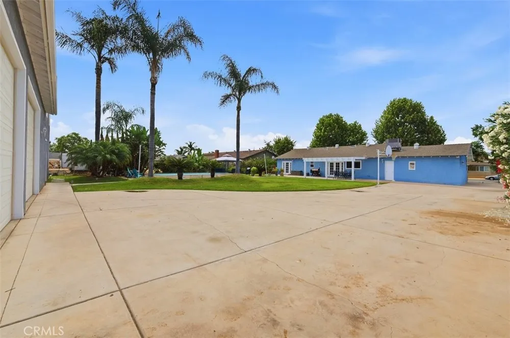 11087 58th Jurupa Valley, CA 91752