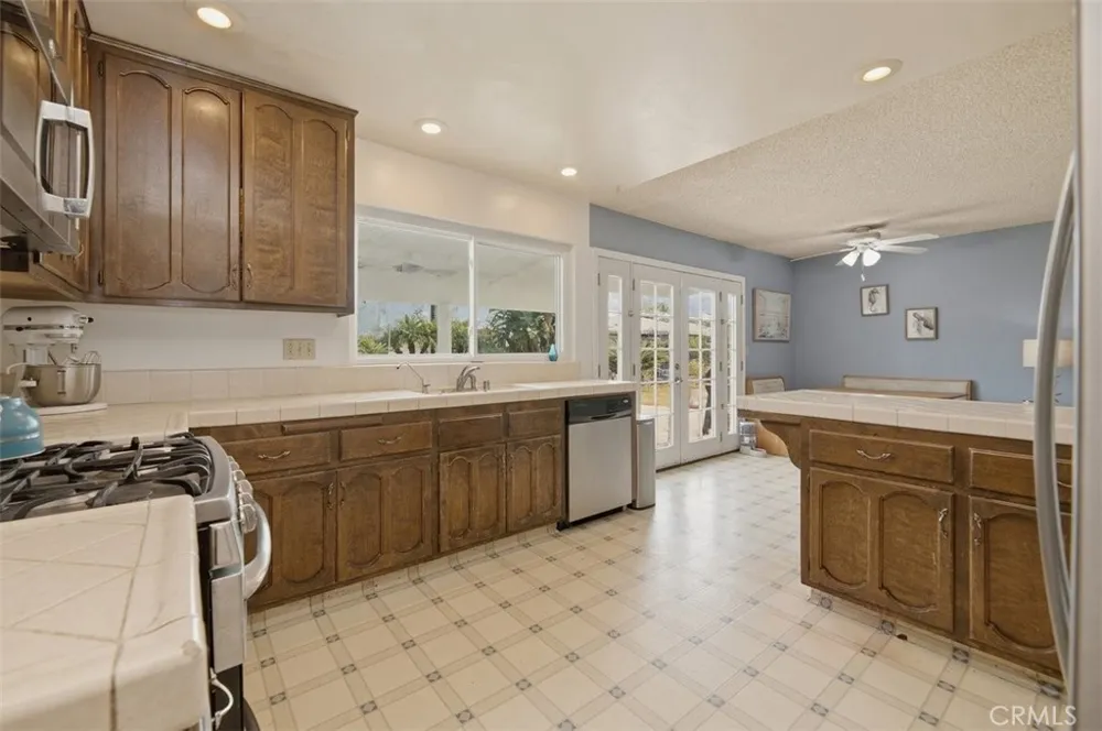 11087 58th Jurupa Valley, CA 91752
