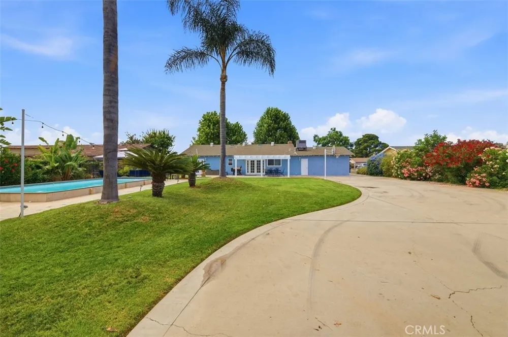 11087 58th Jurupa Valley, CA 91752