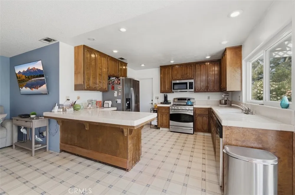 11087 58th Jurupa Valley, CA 91752