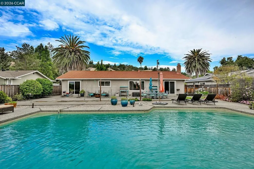 341 Twinview Dr Pleasant Hill, CA 94523