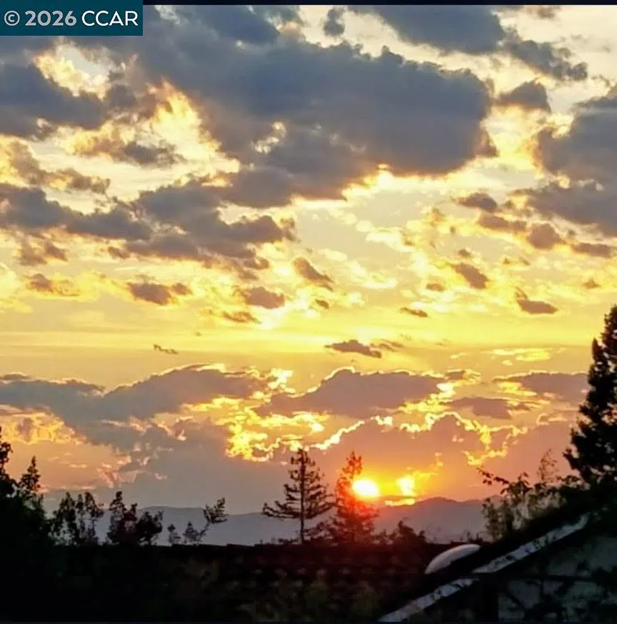 341 Twinview Dr Pleasant Hill, CA 94523